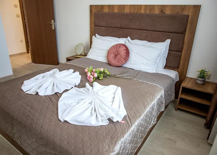 Διαμέρισμα Location Miraj Deluxe Two-bedroom Άγιος Κωνσταντίνος και Ελένη